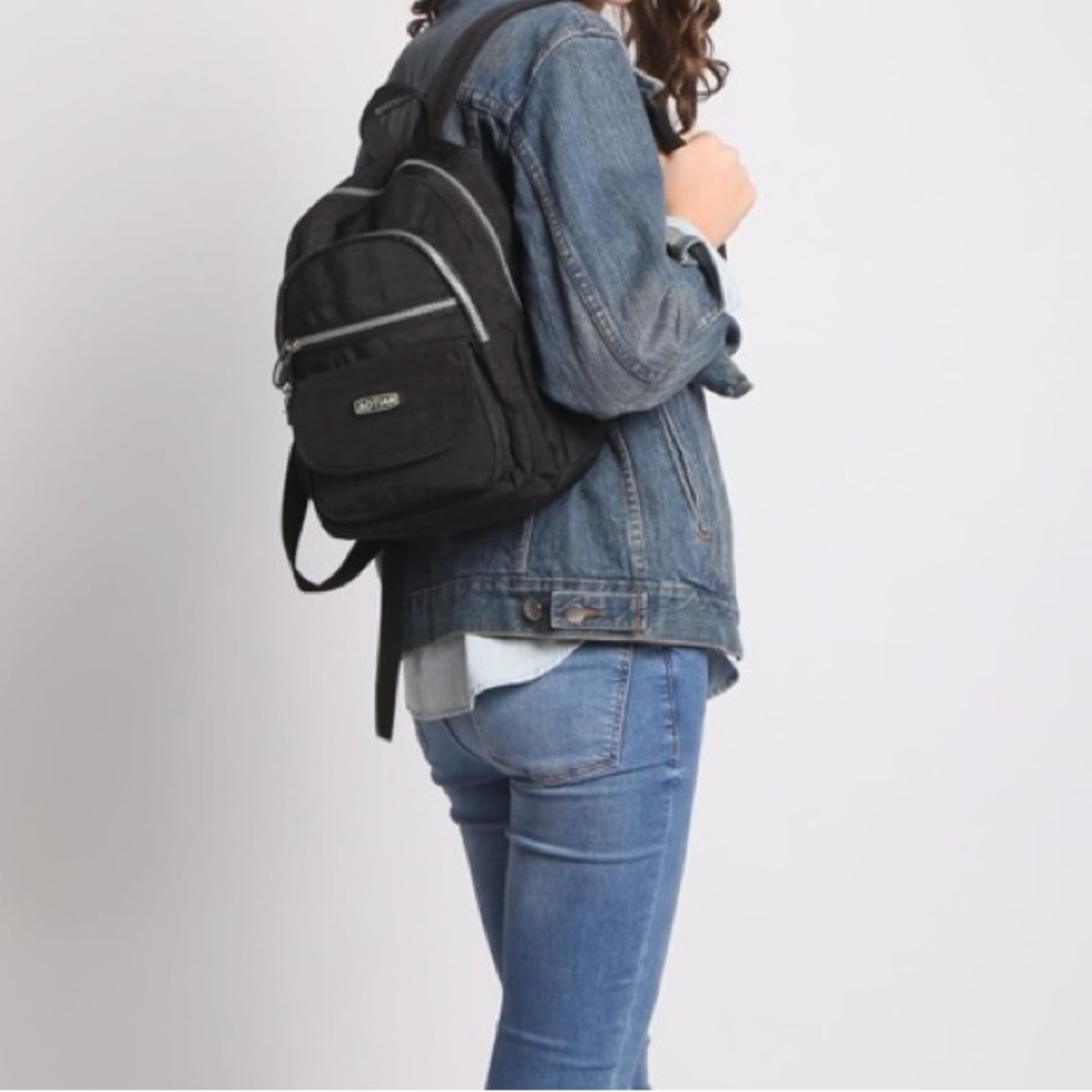 Chic Aotian Nylon Black Women's Backpack EUC